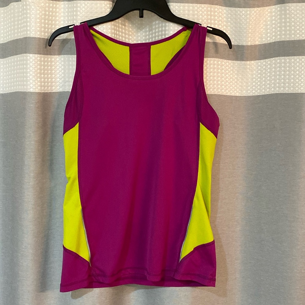 Size M Women’sTank